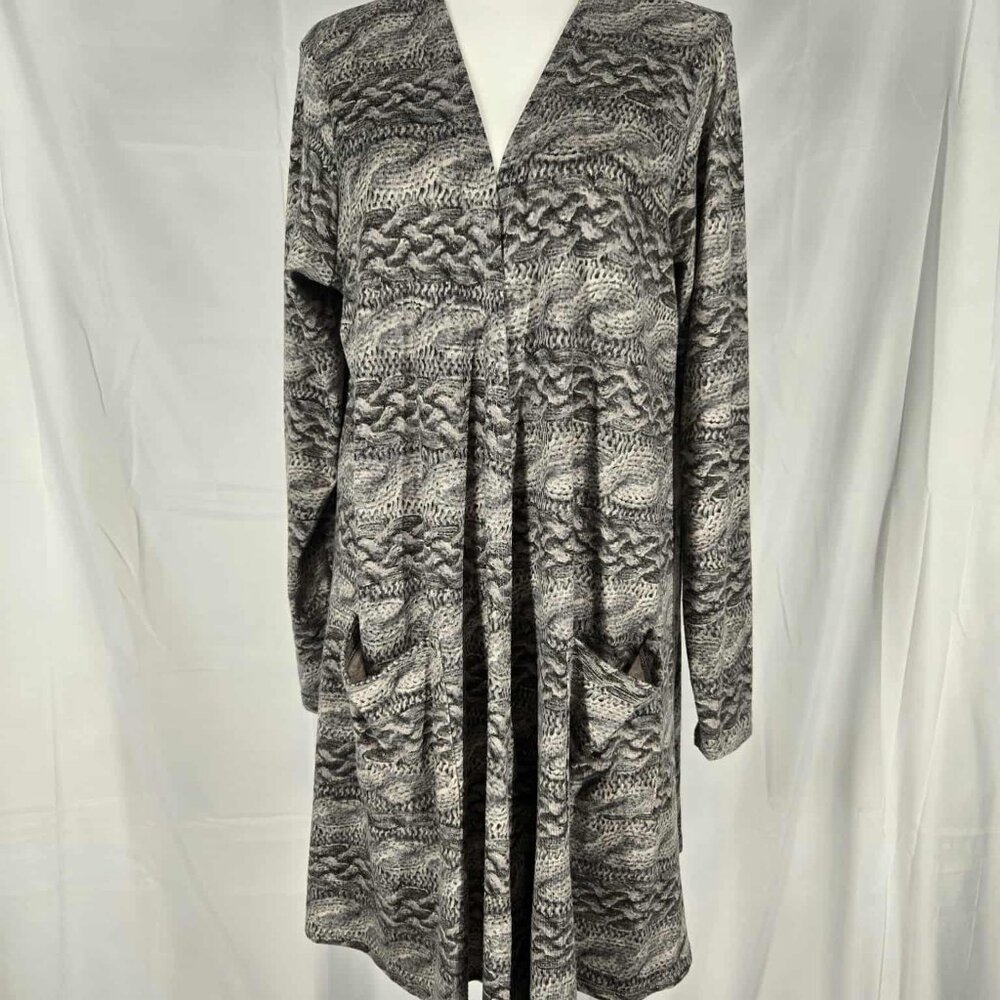 #111- LuLaRoe CAROLINE